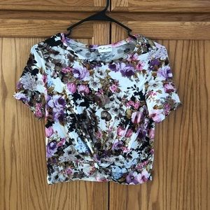 Flowered crop top size s